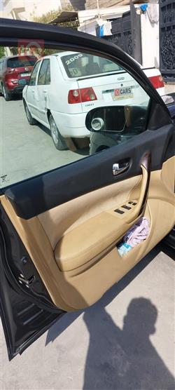 نيسان ماكسيما